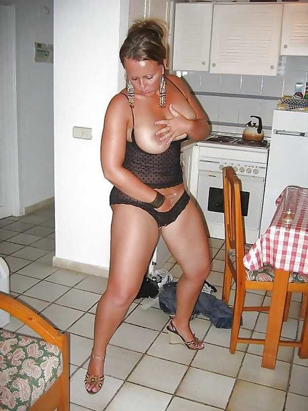 From MILF to GILF with Matures in between 304 #89240888