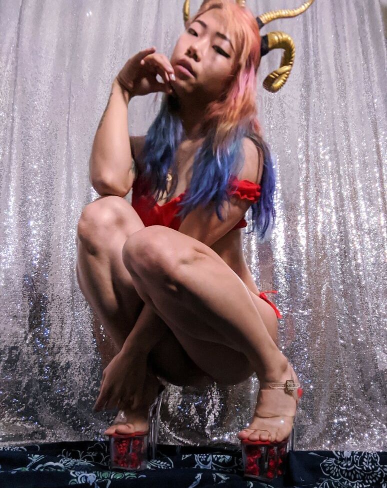 Parallaxstella nude #109874713