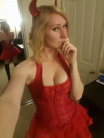 Blonde webwhore Cunt ex Gf Exposed Webslut Repost #92995231