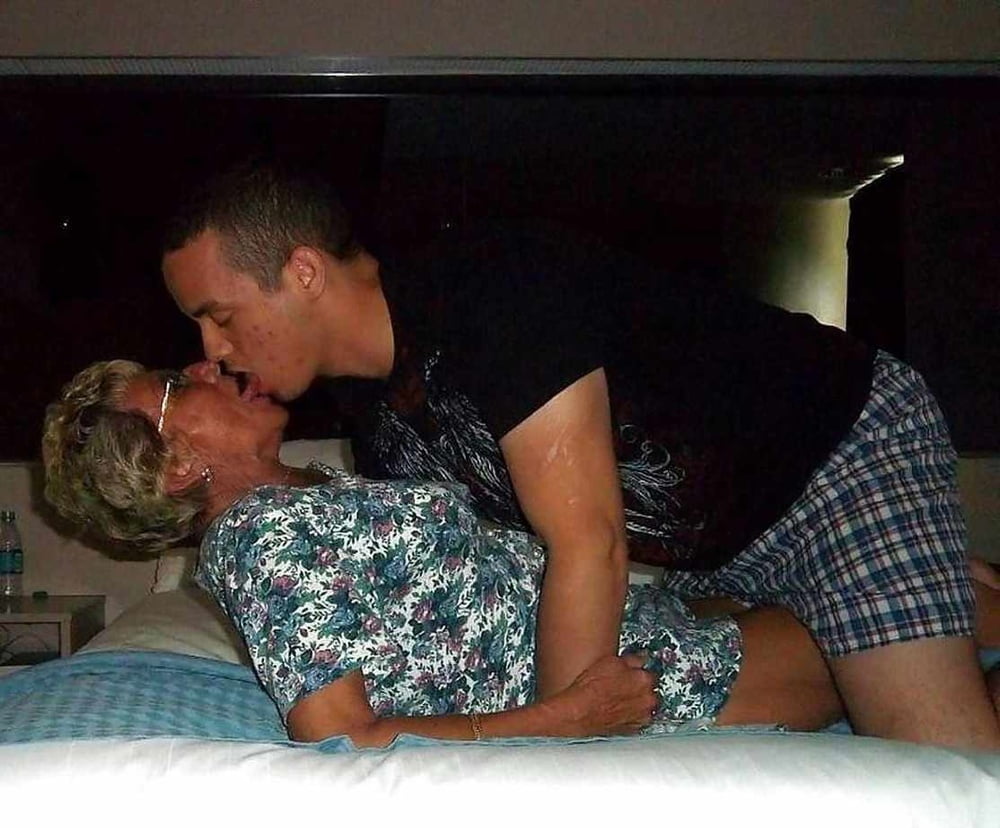 From MILF to GILF with Matures in between 216 #101353989