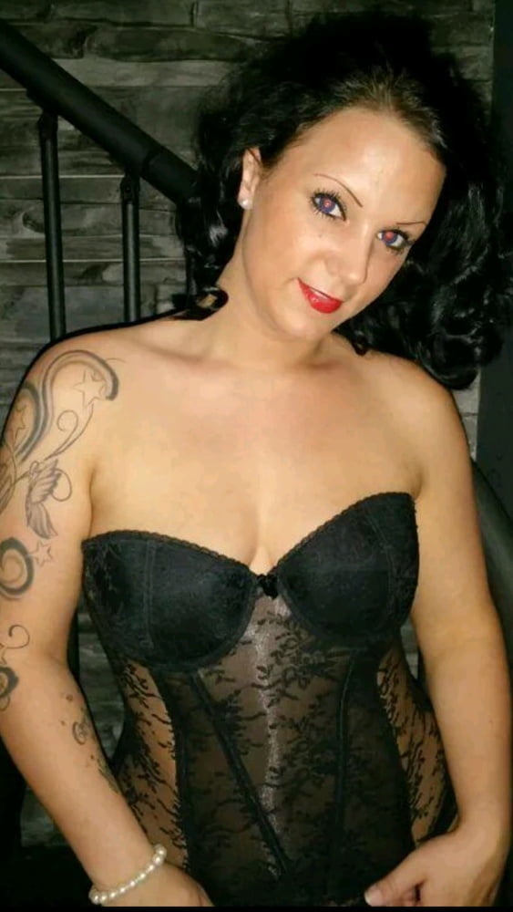 Daniela Webslut Repost and Expose #80413488