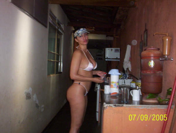 LUANA JAIME,  A DANCARINA SENSUAL #103381812