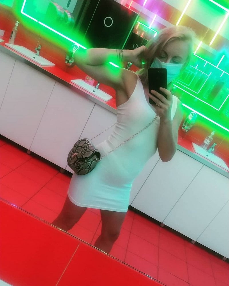Matures and milfs bitches #97084826