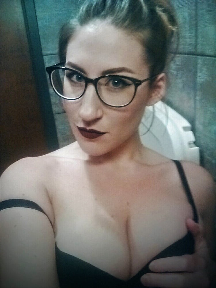 Matures and milfs bitches #97084844